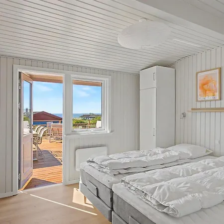 Vakantiehuis Teofan - 325m From The Sea By Interhome *